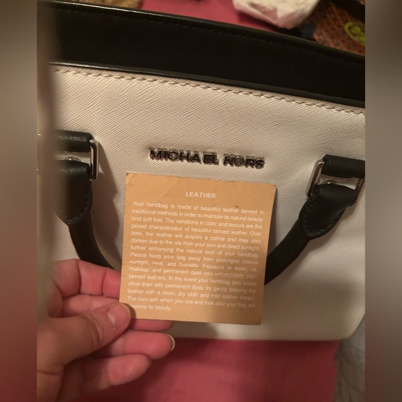 Michael Kors Selma Optic White/Black Satchel - Picture 5 of 6